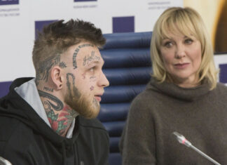 Живуть за своїми правилами: діти зірок, які експериментують із зовнішністю