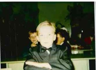 Саша петров, саті казанова та інші зірки написали листи дідові морозу і показали дитячі фото