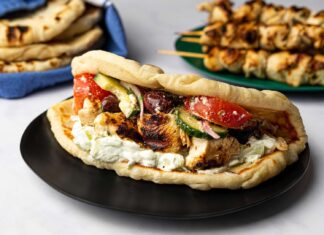 Курка по-грецьки: 7 рецептів автентичного середземноморського смаку