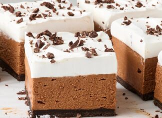 Батончики з французького шовкового пирога не випікаються: спрощений рецепт
