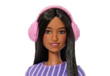 Mattel vydává první panenku Barbie, která bude reprezentovat autismus tím, že upřednostňuje autentickou reflexi