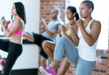 Етикет групового класу: як не стати Такою людиною