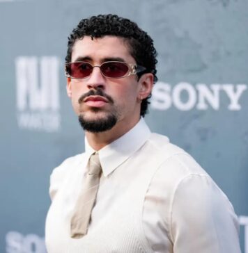 Виступи під час перерви Суперкубка: Спадщина музики та розваг (1993-2026)