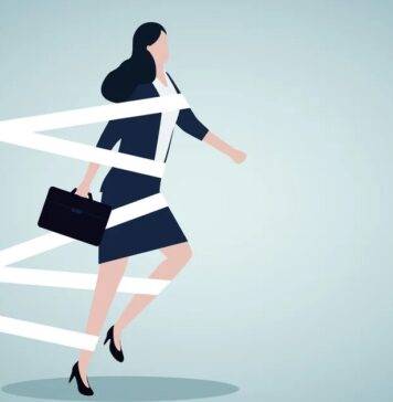 La trampa de “demasiado viejo, demasiado joven”: por qué la discriminación por edad sabotea a las mujeres mayores de 40 años